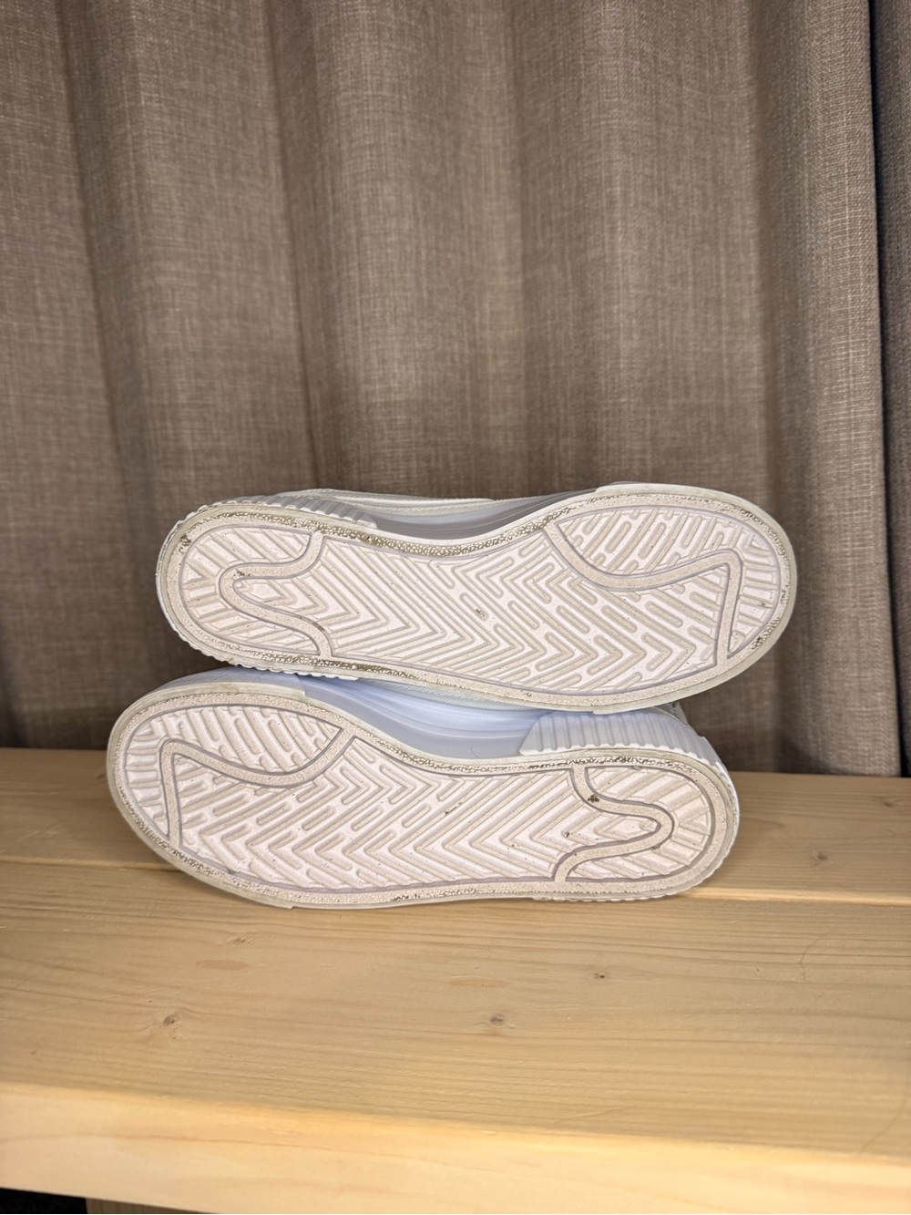 Nike Court Legacy Lift Triple White Platform Sneakers Women’s Size 6 DM7590-101 - Picture 8 of 9